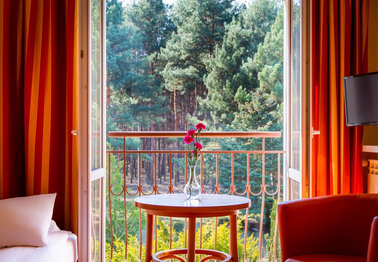 Bed and Breakfast Perla Lesna Nadarzyn Exterior foto
